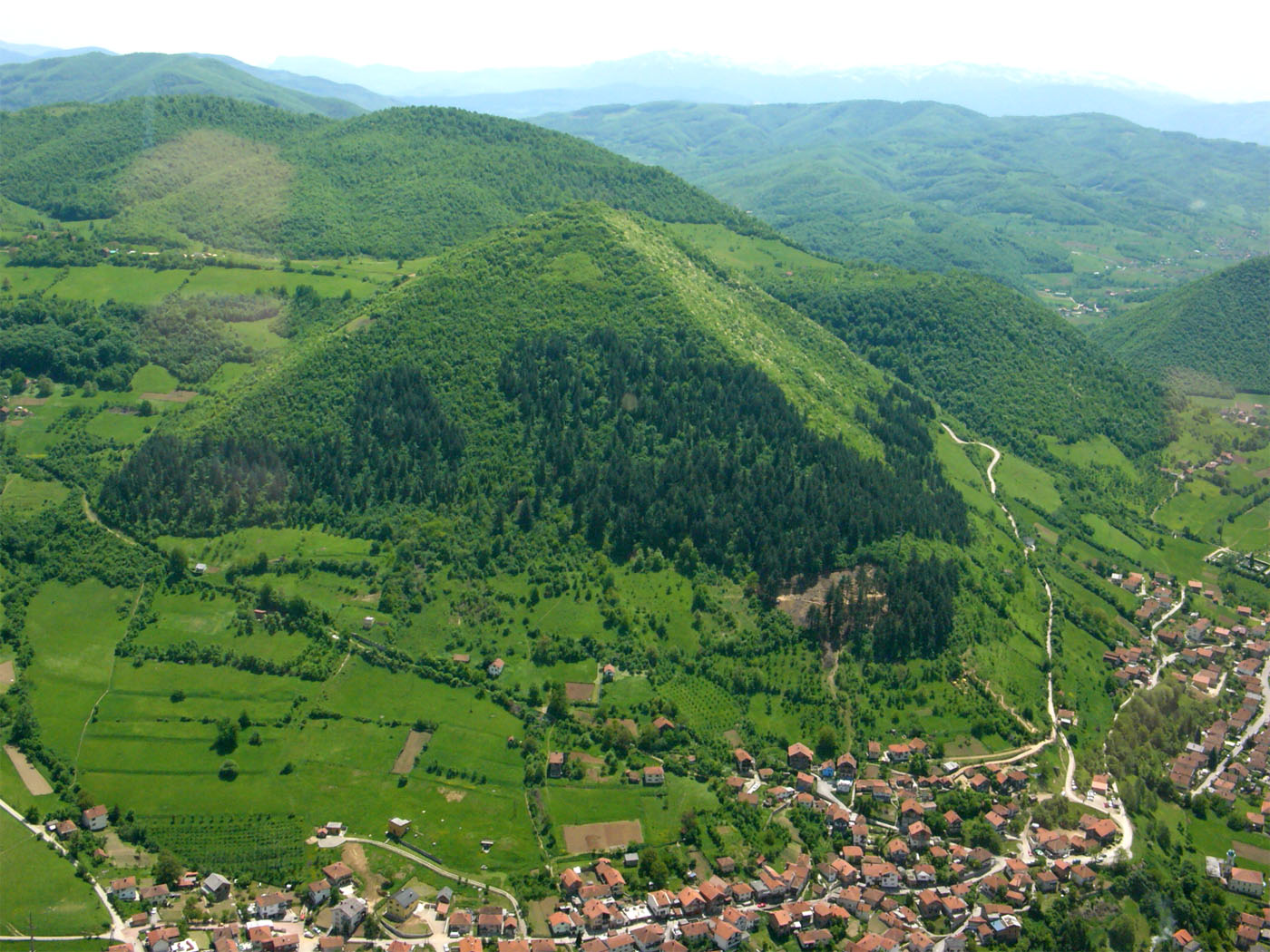 اهرامات البوسنة والهرسك